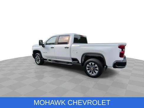 Used 2025 Chevrolet Silverado 2500 Custom w/ Custom Convenience Package AWD/4WD image 7