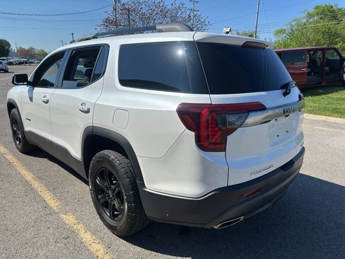 Used 2022 GMC Acadia AT4 w/ Technology Package image 6