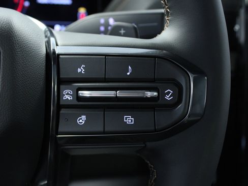 New 2026 GMC Yukon AT4 w/ AT4 Premium Plus Package AWD/4WD image 23