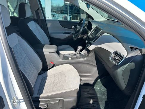 Used 2022 Chevrolet Equinox LS w/ LS Convenience Package image 14