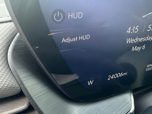 Used 2025 Buick Envision Preferred AWD/4WD image 17