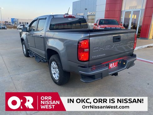 Used 2021 Chevrolet Colorado LT image 3
