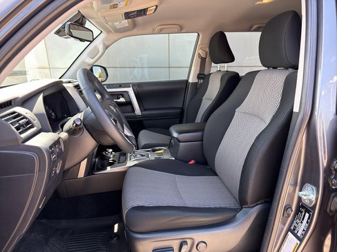 Used 2022 Toyota 4Runner SR5 w/ 4Runner Black Package (TMS) AWD/4WD image 13