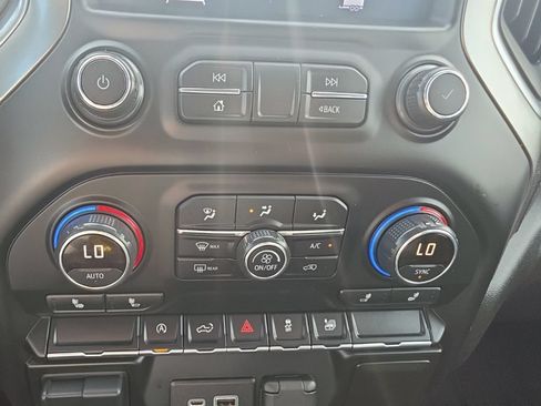 Used 2021 Chevrolet Silverado 1500 LT w/ Bed Protection Package AWD/4WD image 20