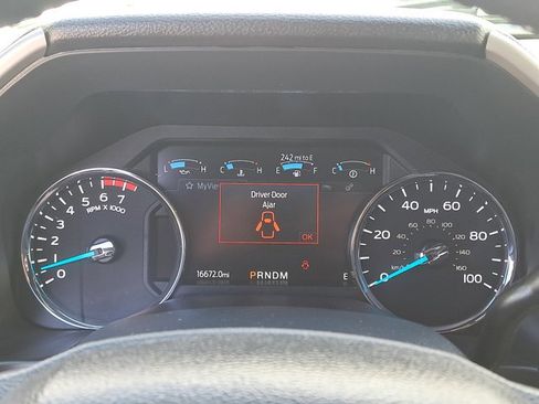 Certified 2022 Ford F250 Lariat w/ Lariat Ultimate Package image 29