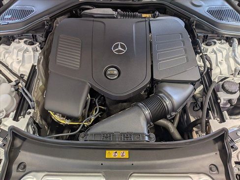 Used 2025 Mercedes-Benz E 350 Sedan image 24
