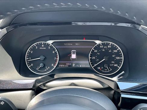 Used 2025 Nissan Pathfinder SV FWD image 24