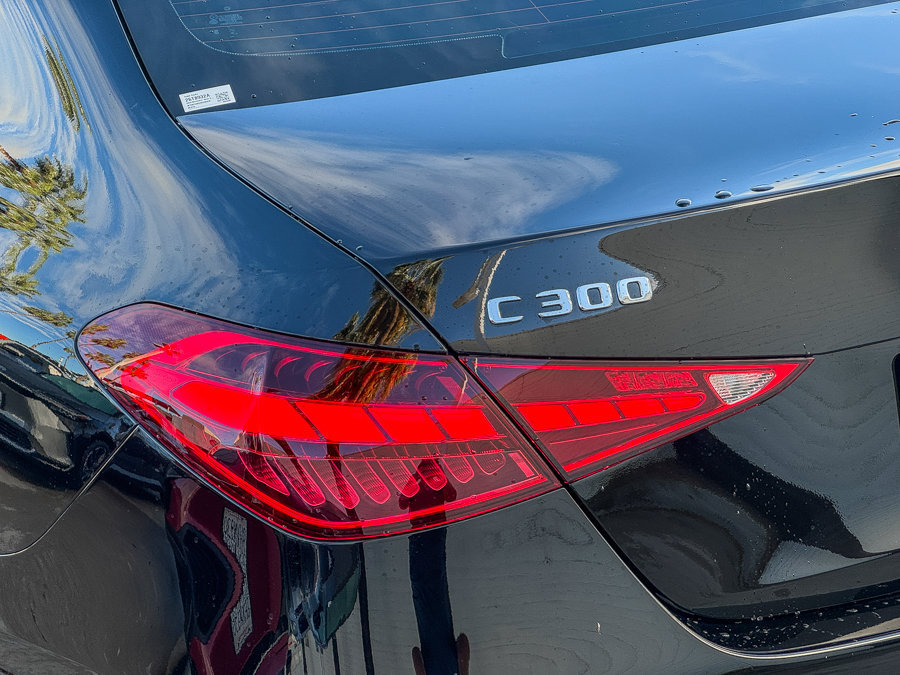 Used 2025 Mercedes-Benz C 300 Sedan image 9