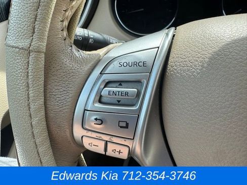 Used 2014 Nissan Rogue SL image 20