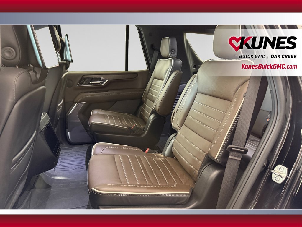 Used 2025 GMC Yukon Denali Ultimate w/ LPO, Floor Liner Package AWD/4WD image 36