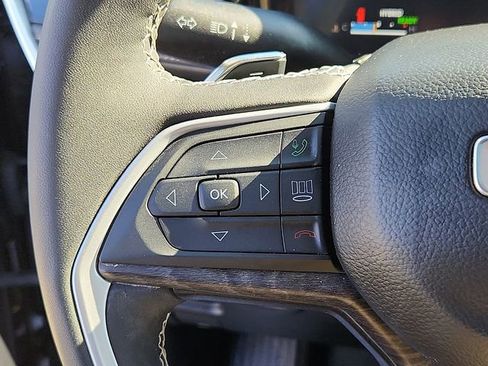 Used 2022 Jeep Grand Cherokee Limited 4xe image 22
