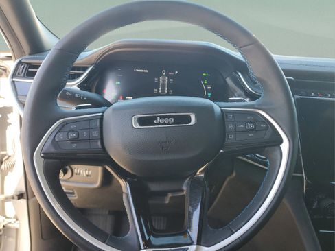 Used 2022 Jeep Grand Cherokee Trailhawk image 22