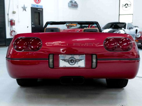 Used 1989 Chevrolet Corvette Convertible image 7