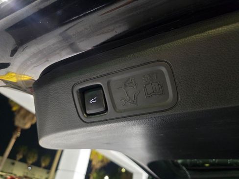 Used 2021 Lincoln Navigator Reserve AWD/4WD image 49