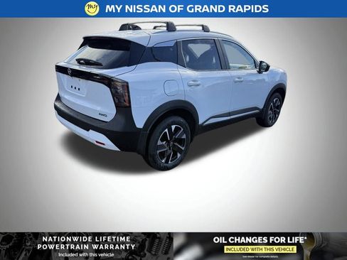 New 2026 Nissan Kicks SV w/ Cold Weather Package image 3