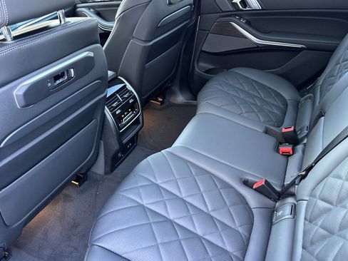 New 2026 BMW X7 xDrive40i w/ Executive Package image 20