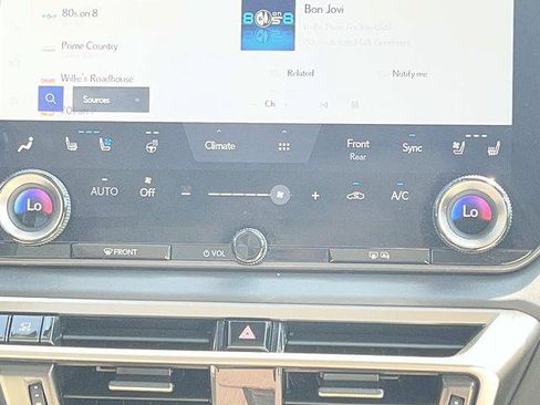 Certified 2024 Lexus RX 350 AWD w/ Convenience Package image 16