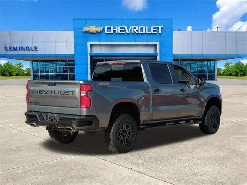 Used 2021 Chevrolet Silverado 1500 LT Trail Boss w/ Convenience Package II AWD/4WD image 4