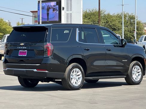 Used 2026 Chevrolet Tahoe 4WD image 4