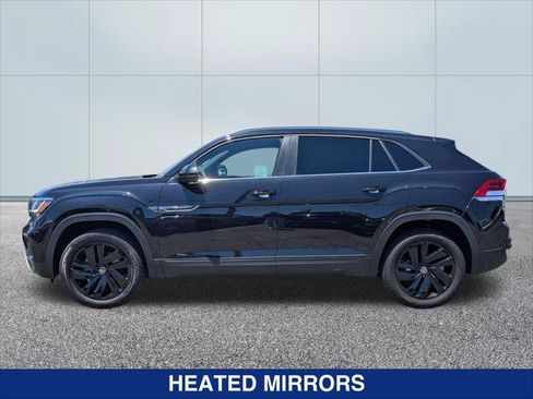 Used 2023 Volkswagen Atlas Cross Sport SE w/ Black Wheel Package FWD image 2