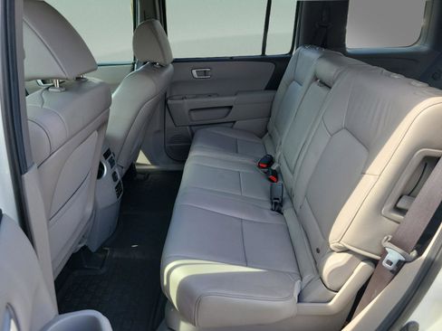 Used 2014 Honda Pilot Touring image 7