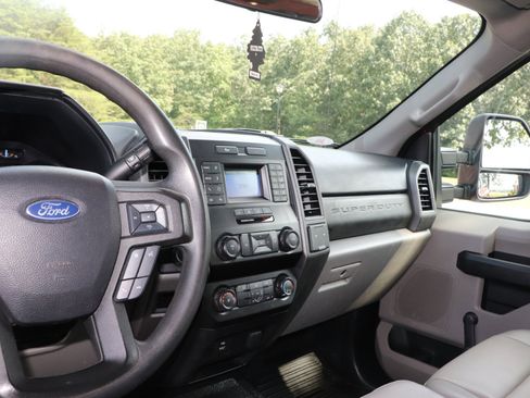 Used 2021 Ford F250 XL image 10