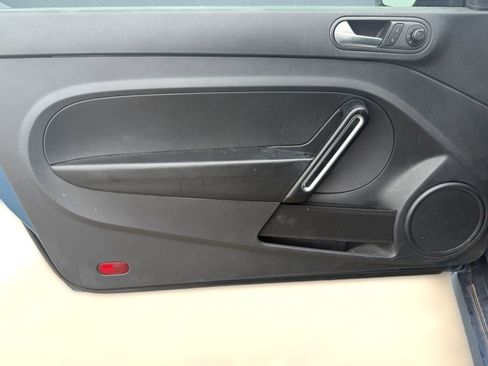 Used 2019 Volkswagen Beetle 2.0T image 15