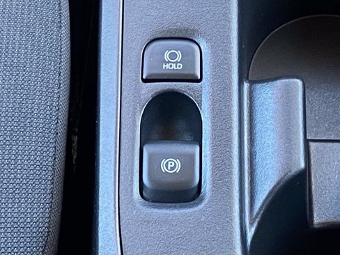 Certified 2025 Toyota Corolla LE w/ LE Premium Package FWD image 33