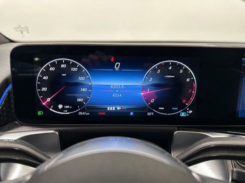 Used 2025 Mercedes-Benz GLB 250 4MATIC image 20