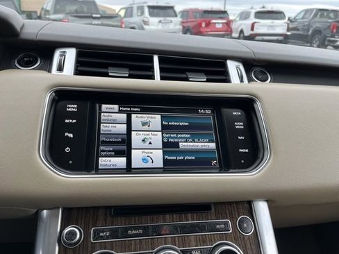 Used 2015 Land Rover Range Rover Sport SE image 39
