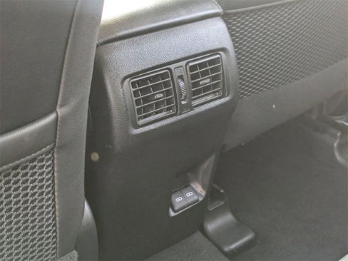 Used 2024 Toyota 4Runner SR5 Premium image 27