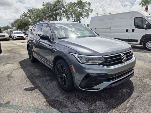 Used 2024 Volkswagen Tiguan SE R-Line FWD image 2