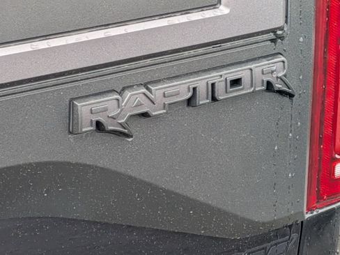 Used 2019 Ford F150 Raptor w/ Equipment Group 802A Luxury AWD/4WD image 11
