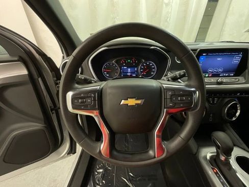 Used 2022 Chevrolet Blazer LT AWD/4WD image 11