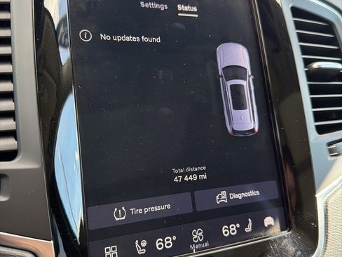 Used 2024 Volvo XC90 B5 Core w/ Protection Package Premier image 42