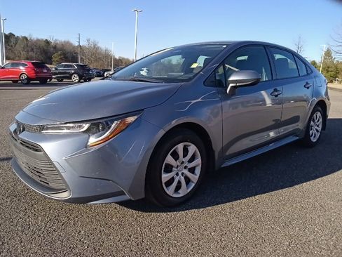 Used 2023 Toyota Corolla LE image 7