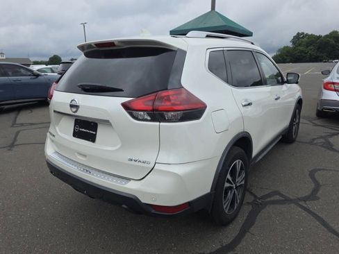 Used 2020 Nissan Rogue SV w/ Sun & Sound Touring Package AWD/4WD image 4
