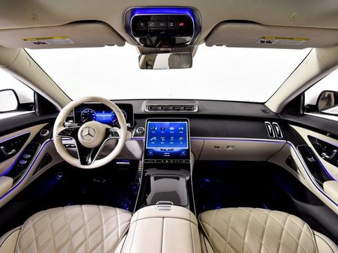 Certified 2023 Mercedes-Benz S 580 4MATIC Sedan image 3