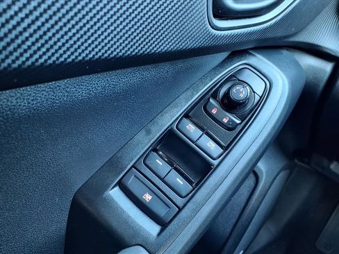 Used 2025 Subaru Crosstrek 2.5i Wilderness w/ Wilderness Package image 9