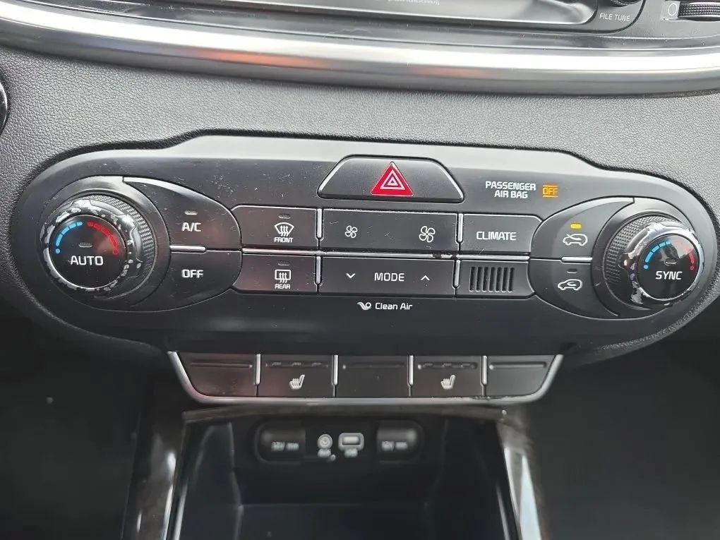 Used 2018 Kia Sorento EX FWD image 29