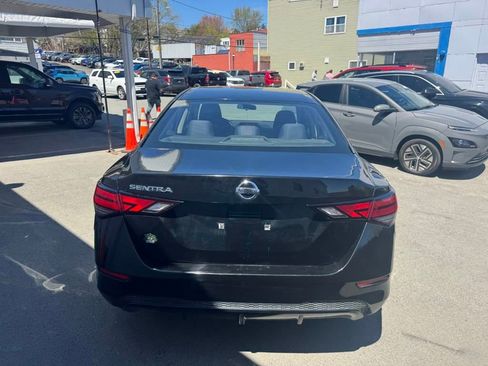 Used 2021 Nissan Sentra S FWD image 4