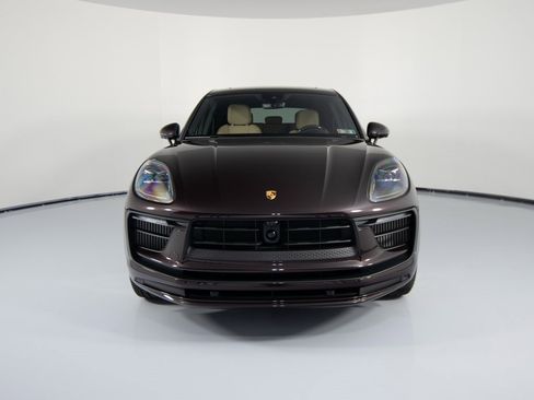 Certified 2024 Porsche Macan S image 13