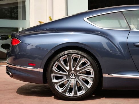 Used 2023 Bentley Continental GT Mulliner image 10