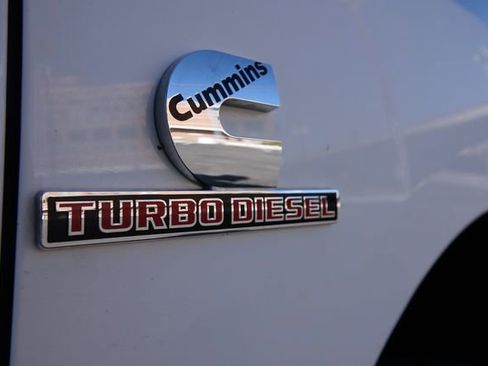 Used 2018 RAM 3500 Tradesman w/ Chrome Appearance Group image 30