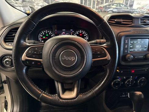 Used 2016 Jeep Renegade Limited FWD image 15
