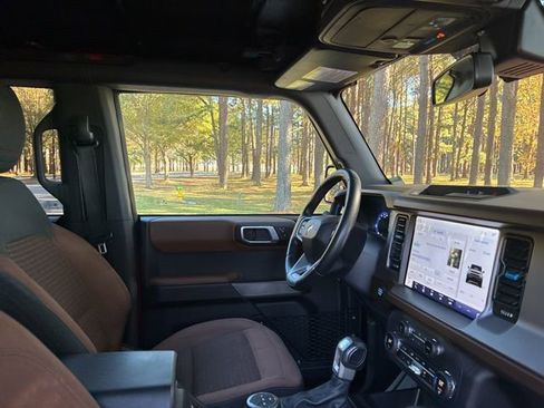 Used 2023 Ford Bronco Outer Banks image 24