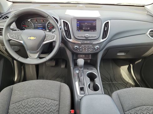 Used 2024 Chevrolet Equinox LT w/ LPO, Floor Liner Package FWD image 30