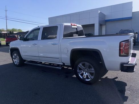 Used 2017 GMC Sierra 1500 SLT AWD/4WD image 21