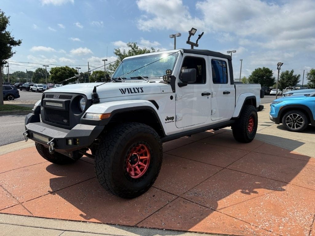 Used 2022 Jeep Gladiator Sport AWD/4WD image 3