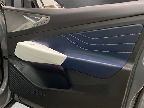 Used 2023 Volkswagen ID.4 Pro S image 74